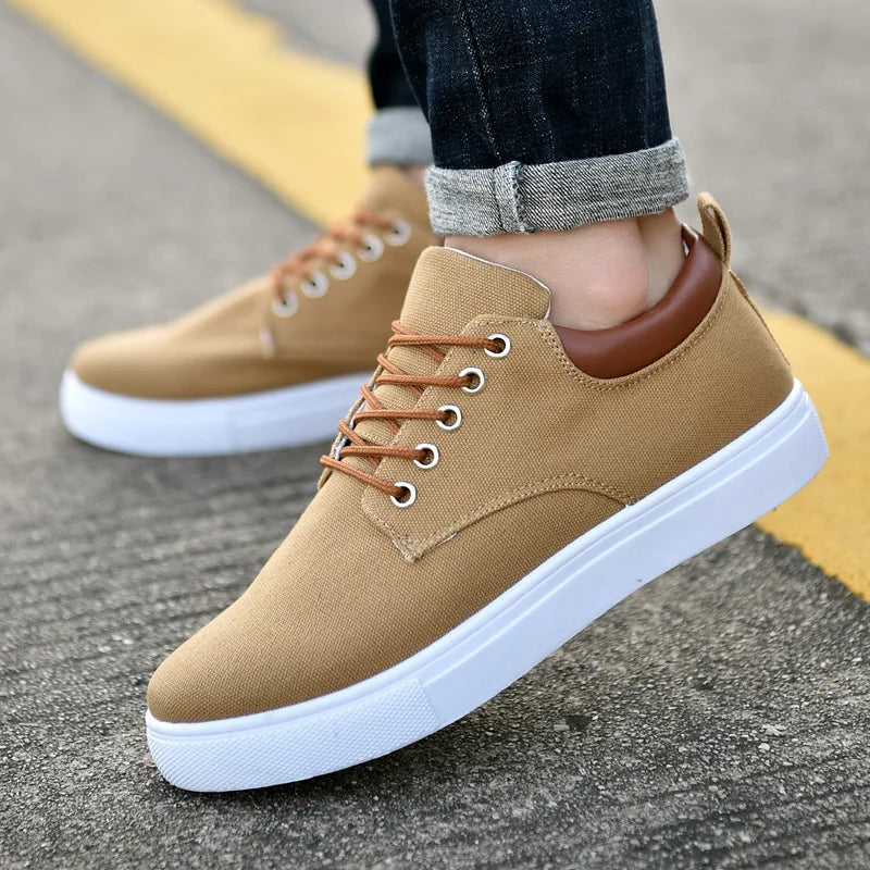 Fashionable Casual Sneakers Made of Canvas